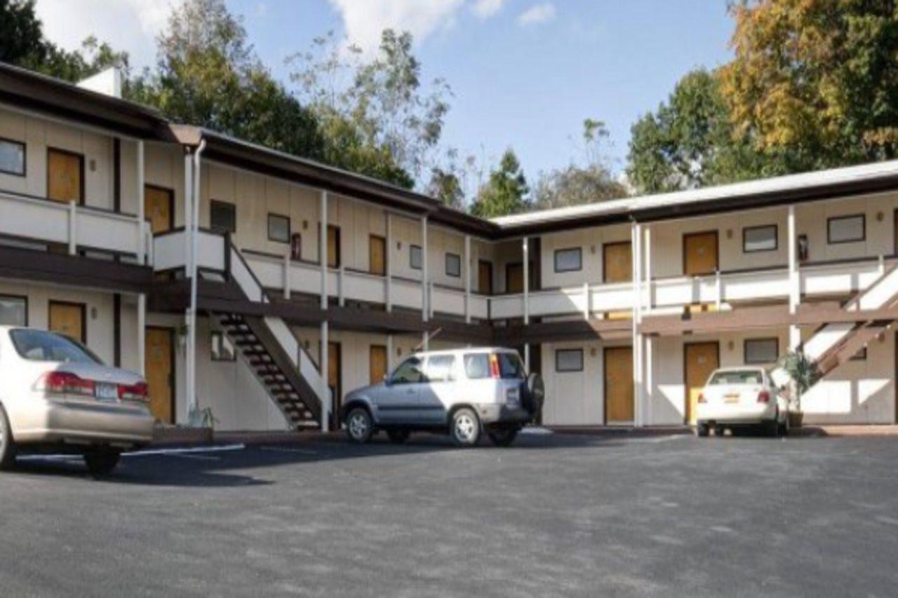 Americas Best Value Inn Highland-Poughkeepsie Exterior foto